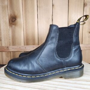 Dr Martens 2976 Chelsea Boots Womens 6 Black Leather Ankle Booties Casual